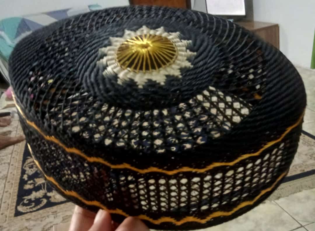 Songkok Lontarak Appi Hitam Benang Emas